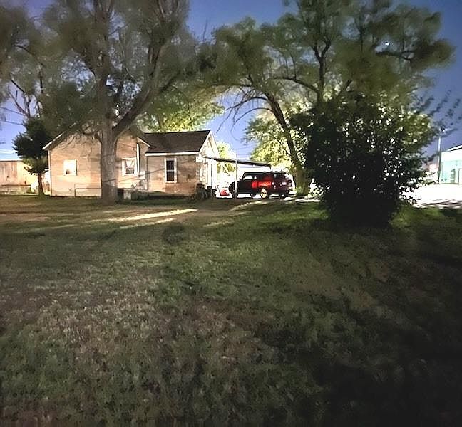 2nd image of 501 Morphy St