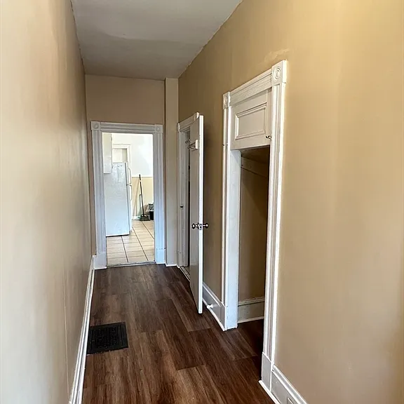 49 Ashland St #49 — Photo 2