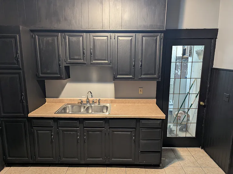 1863 Noble Rd #1 — Photo 6