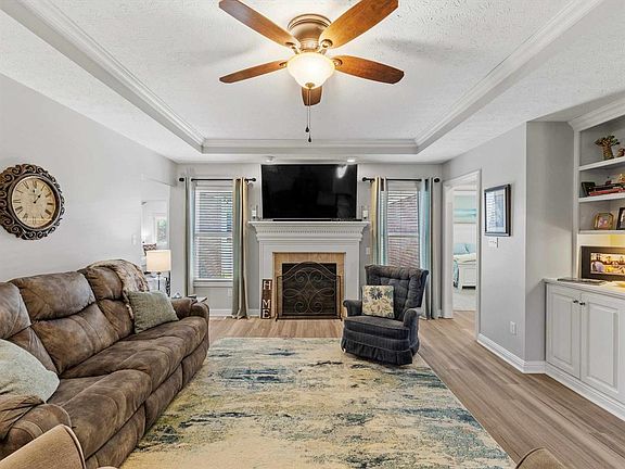 5th image of 5384 Meadow Run Dr