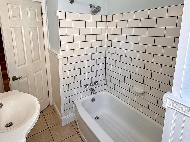 511 S Campbell Rd — Photo 7