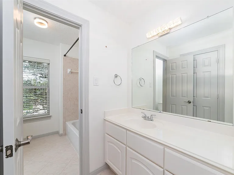 3505 Parkside Dr — Photo 23