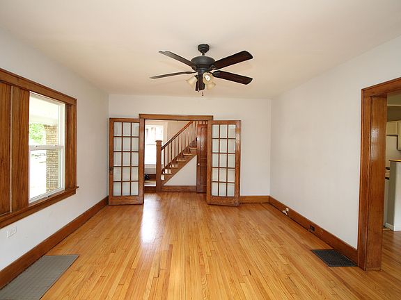 5th image of 1010 Prince St SE