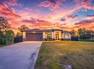 2819 34th St W, Lehigh Acres, FL 33971