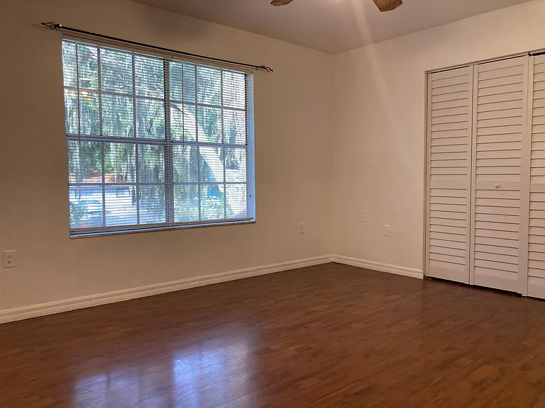 2871 SW 38th Pl — Photo 23