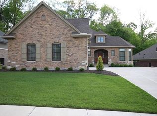 151 Pointe Oakwood Way, Oakwood, OH 45409