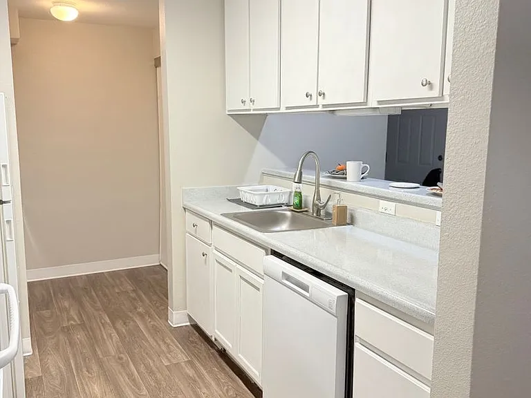 16920 SE Powell Blvd #24 — Photo 5