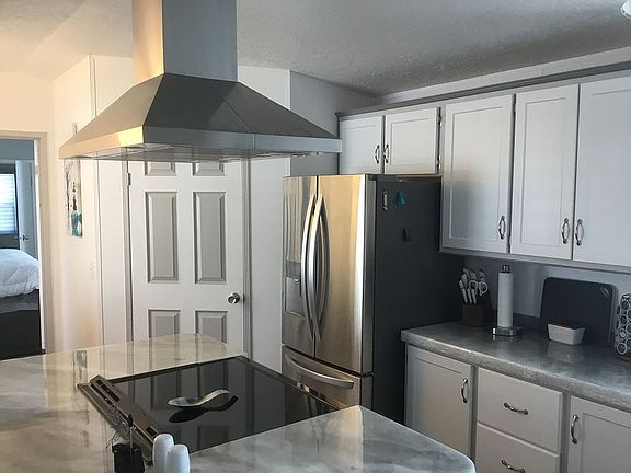 5th image of 41 Ellson Dr