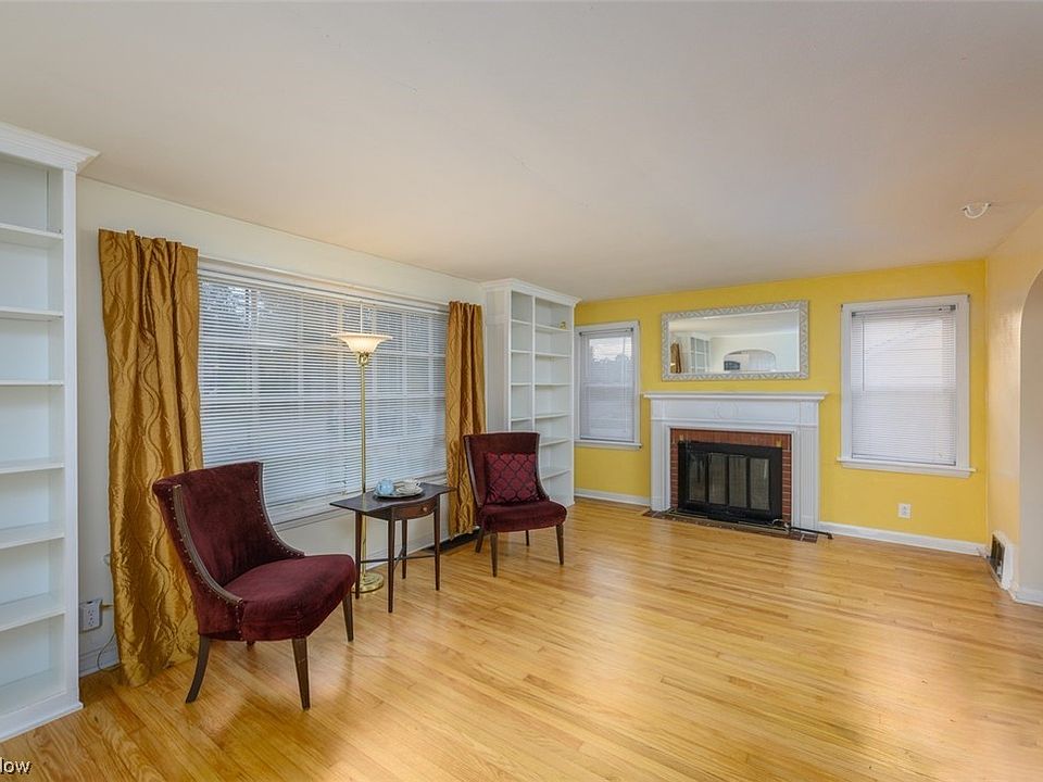 241 Everhard Rd SW, North Canton, OH 44709 Zillow