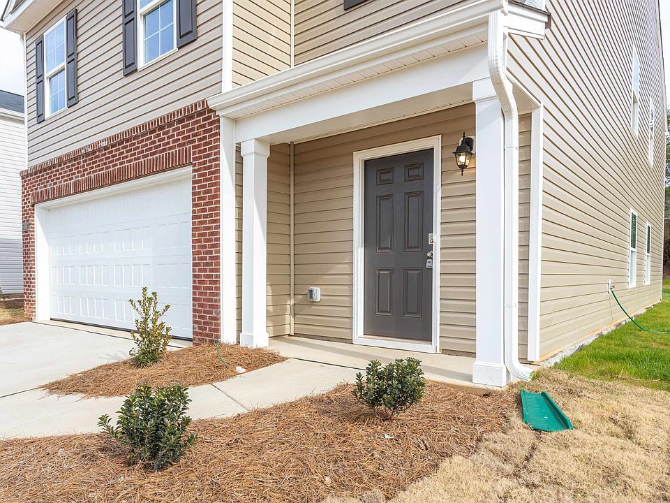 1st image of 2535 Lily Dr