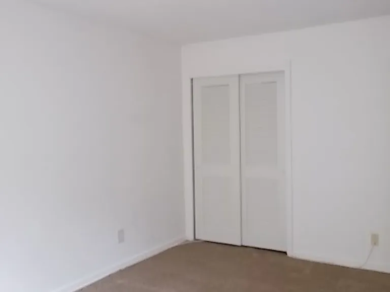 19 Roland Dr #2 — Photo 3
