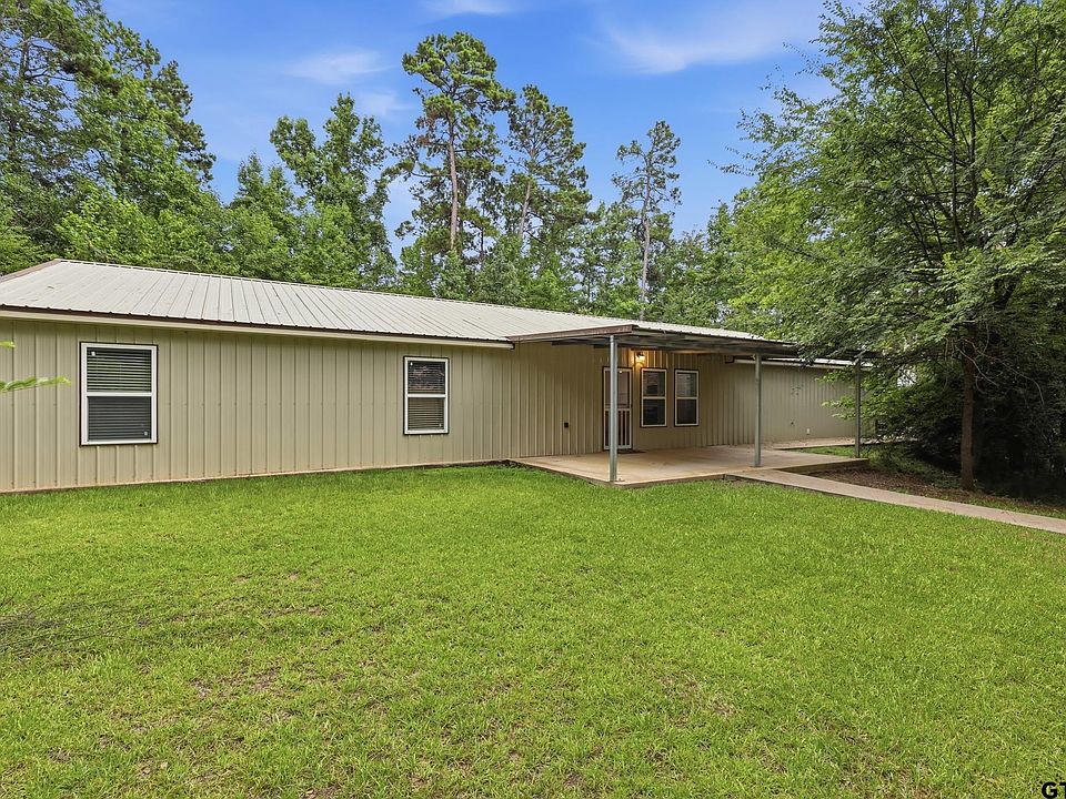 1st image of 172 Park Dr