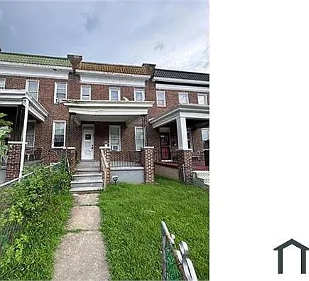 3703 Harlem Ave