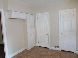 6810 Fleet Ave, Cleveland, OH 44105