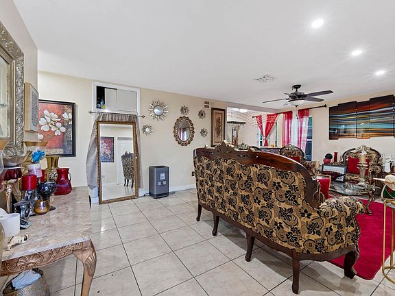 4th image of 2651 NW 42nd Avenue