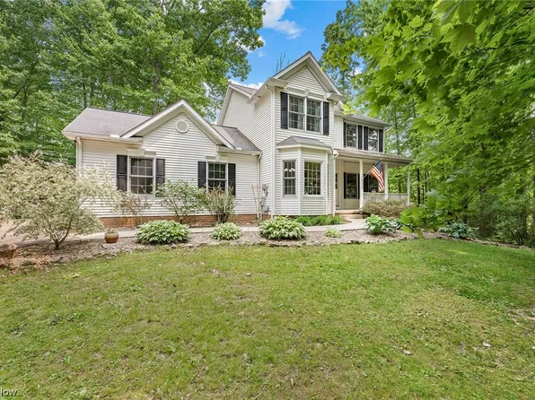 1550 Stroup Rd, Atwater, OH 44201