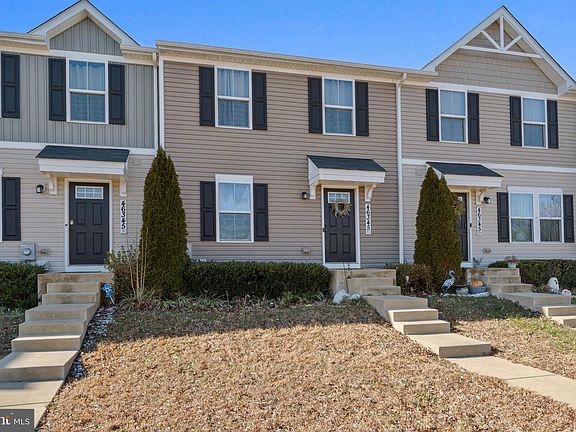 2nd image of 46345 Creeping Primrose Ln #G