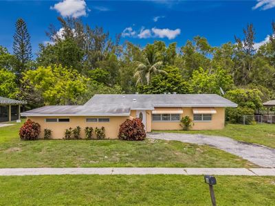 886 Camellia Dr, Royal Palm Beach, FL, 33411