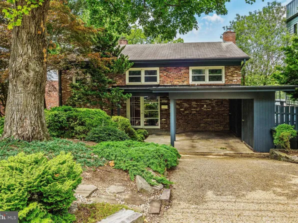 2232 49th St NW, Washington, DC 20007