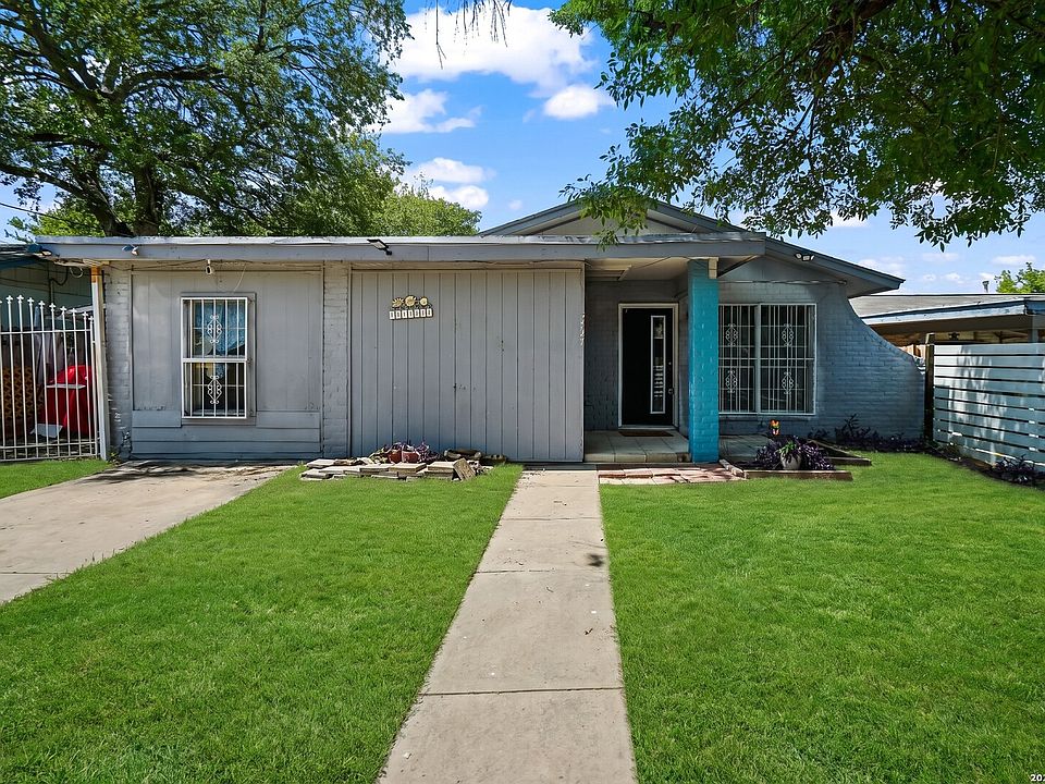 1st image of 5727 Bienville Dr