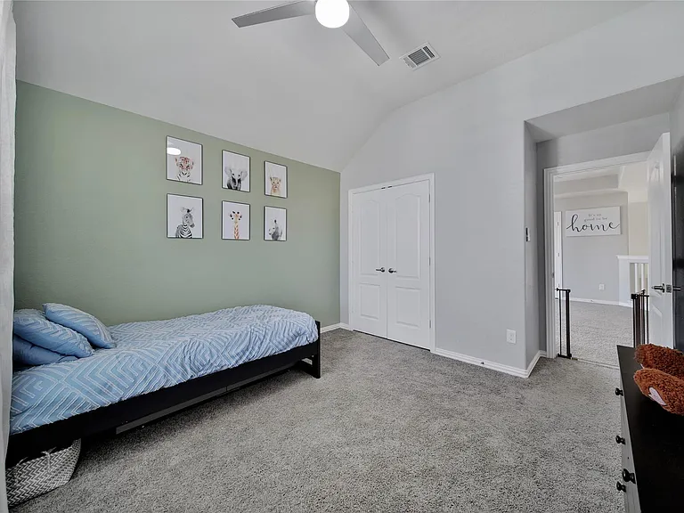 26028 Hasting Ridge Ln — Photo 38