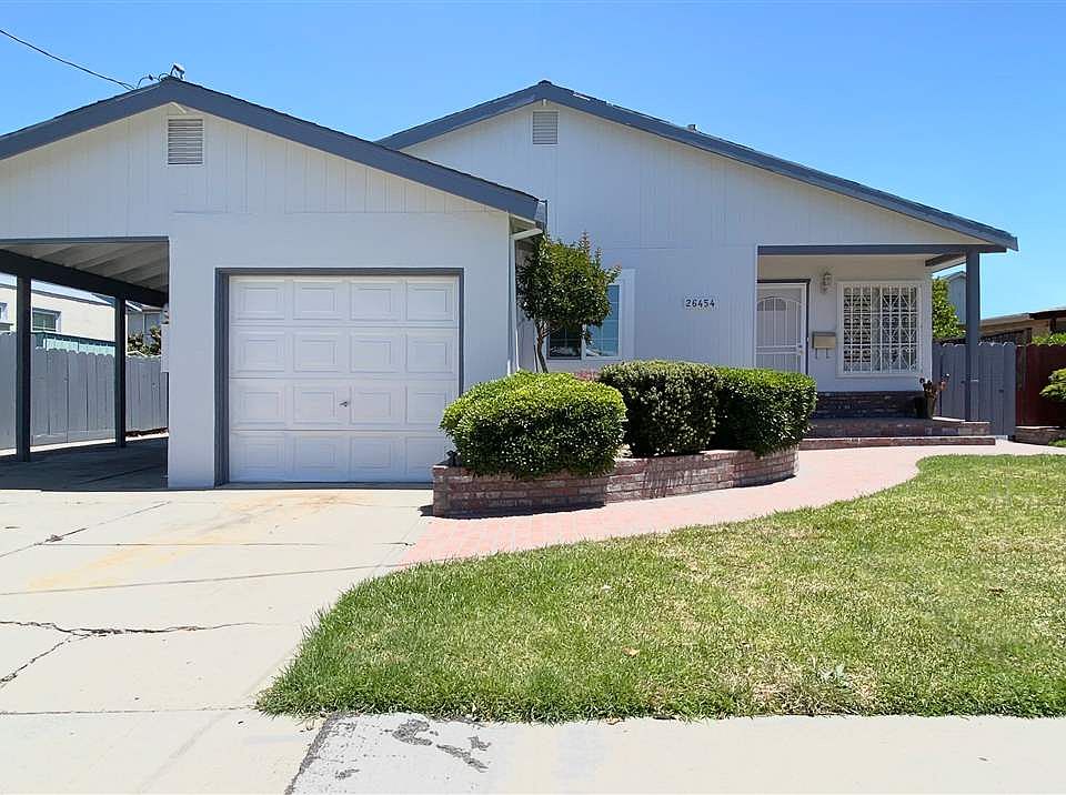 1st image of 26454 Underwood Ave