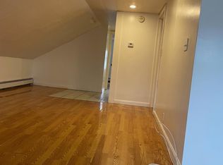 10 Bergen St APT 3, Providence, RI 02908