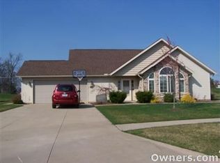 703 Pintail Ln, Wooster, OH 44691