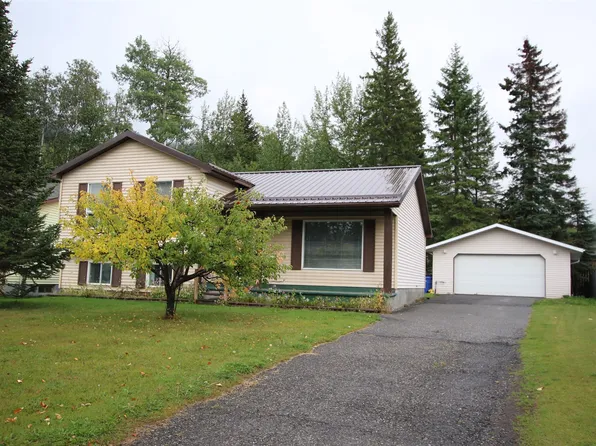 236 Murray Dr, Tumbler Ridge, BC V0C 2W0