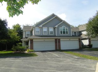 371 W Prairie Cir, Itasca, IL 60143