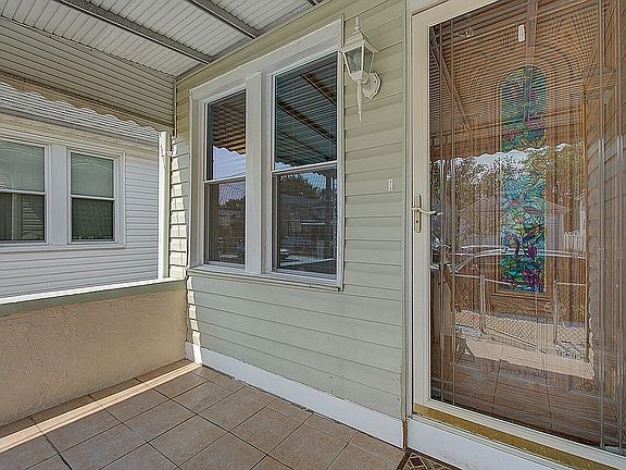 3rd image of 168-45 119th Ave