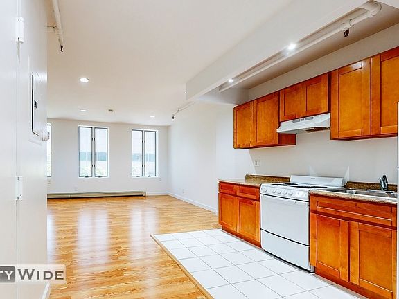 3rd image of 463 Lexington Ave #4M