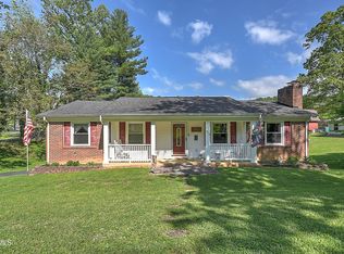 612 Colonial Heights Rd, Kingsport, TN 37663