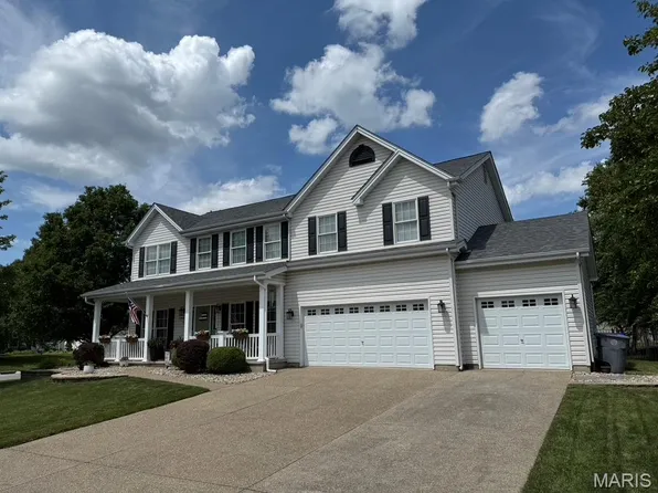 1343 Avondale Spring Dr, Saint Peters, MO 63376