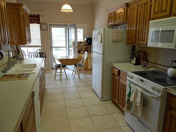 5th image of 3401 Alicia Ct