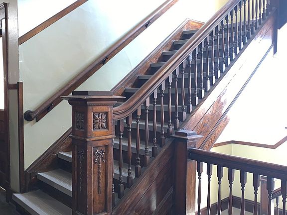 apartment is accessible from stairwells (no elevators)