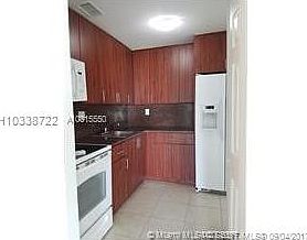 5th image of 425 Executive Center Dr APT 110