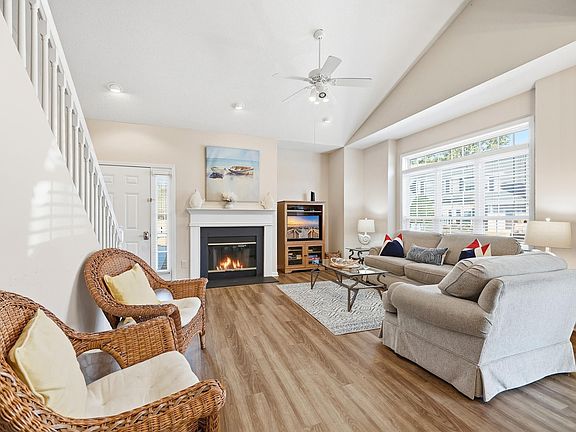 4th image of 503 20th Ave. N #52 A
