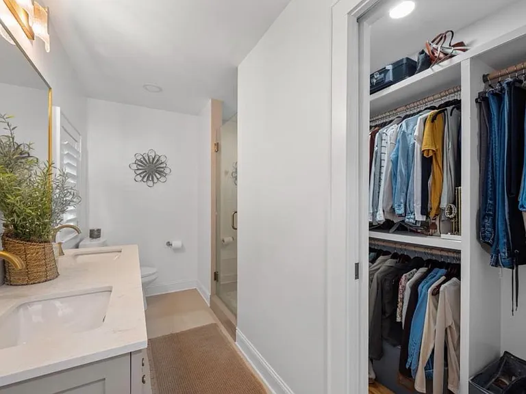 3594 Knollwood Hill Dr — Photo 16