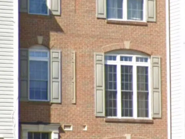 13509 Prairie Mallow Ln, Centreville, VA 20120