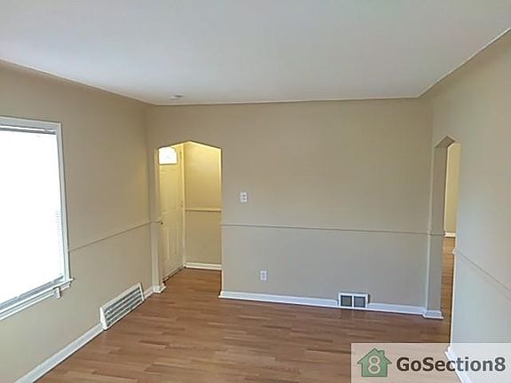 4th image of 26291 Sunningdale Dr
