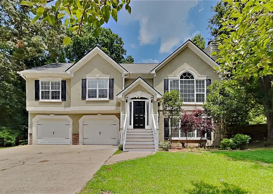 3820 Pheasant Run Trce