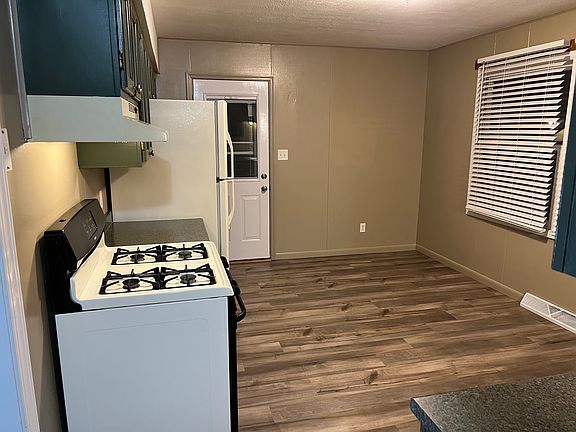 5th image of 3818 Olmsby Dr