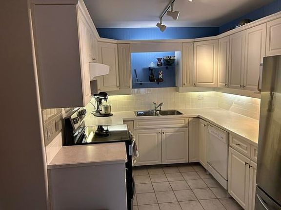 4th image of 45734 Patten Ave #203