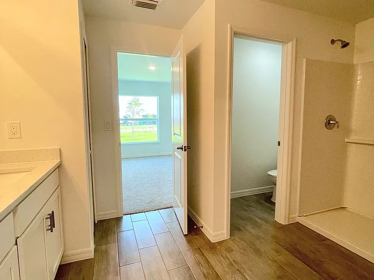 2809 NW 8th Pl — Photo 19
