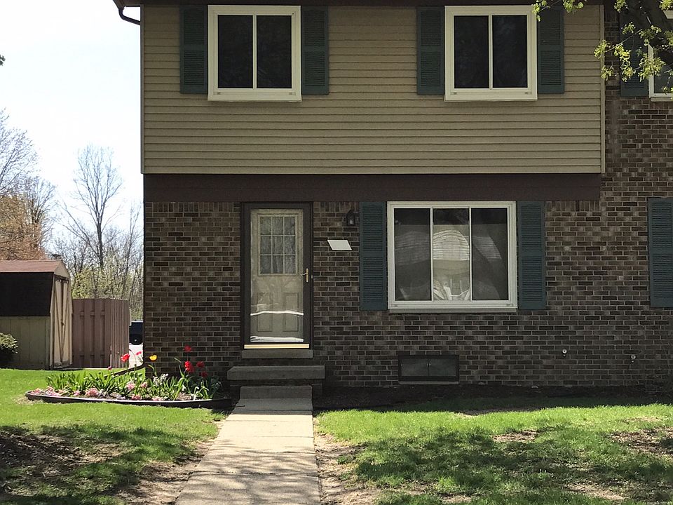 1st image of 219 Sheffield Dr