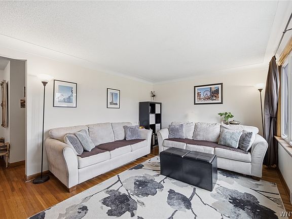 5th image of 82 Cathedral Ln