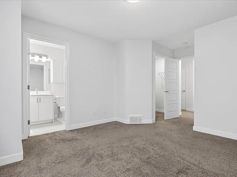 535 Paterson Way SW — Photo 40
