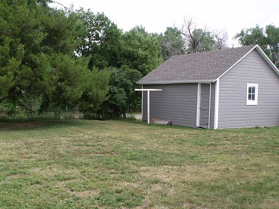 3rd image of 1731 10th Ave
