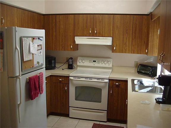 5th image of 12219 Chancellor Blvd